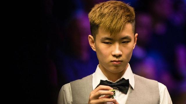 确保球员与 确保球员与