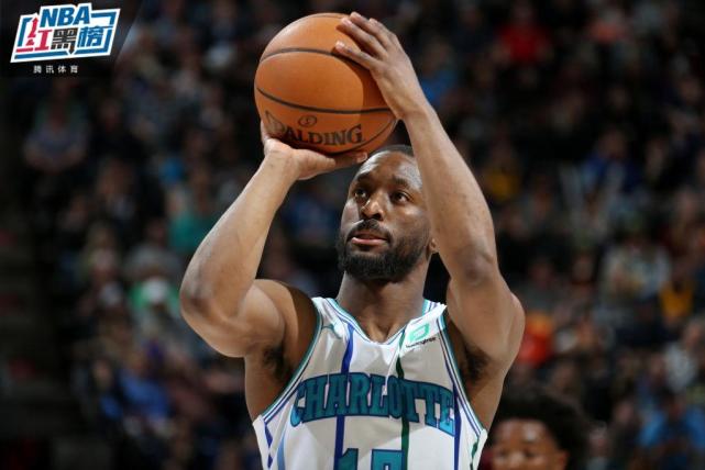 更加自信的 更加自信的