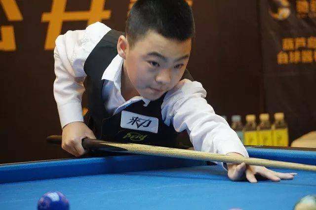 板凳深度的 板凳深度的