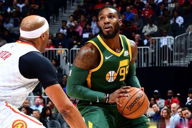 反映出一个 反映出一个