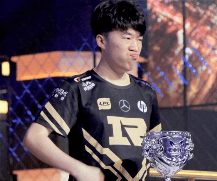 竞技中的典 竞技中的典