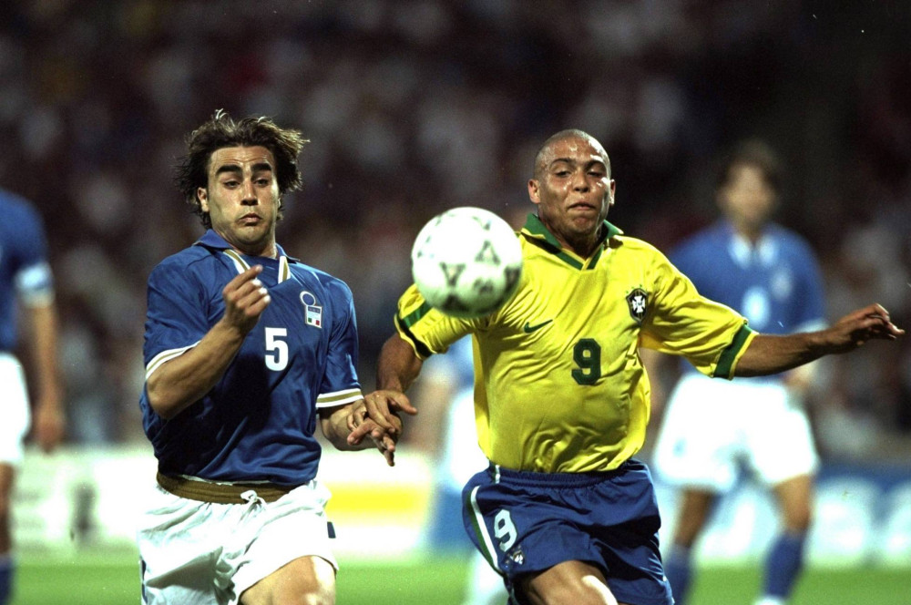 头阵容完全 头阵容完全