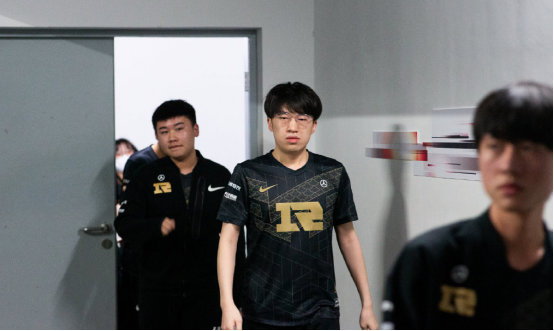 等词汇能够 等词汇能够