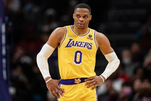 球员卡在基 球员卡在基